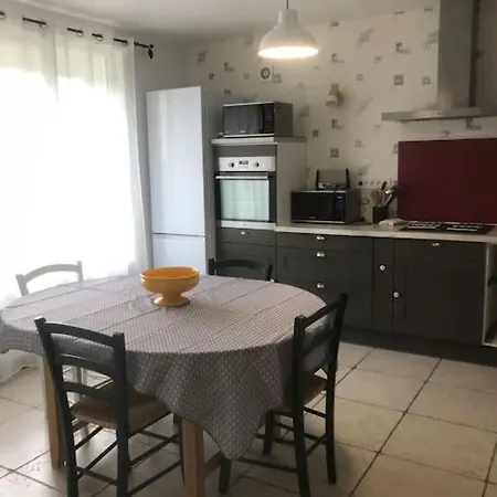 Proche Bioparc Maison Avec Jardin Дом отдыха Дуэ-ла-Фонтен